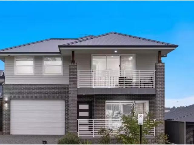 Nice 5 BR 3 Zephyr Avenue, Teralba Apartment for rent Listed.