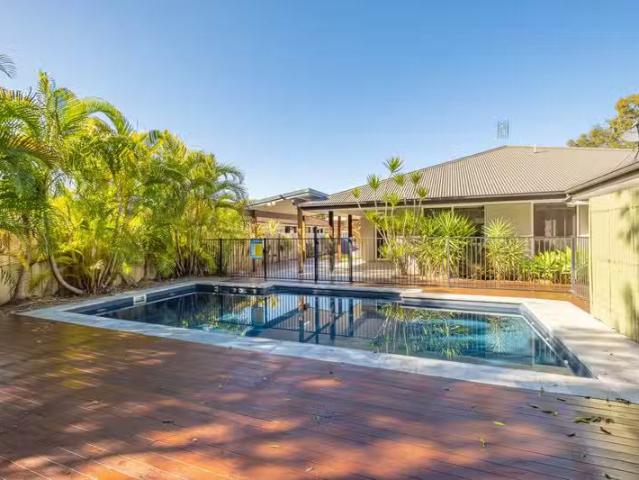 Nice 5 BR 7 Centenary Close, GYMPIE, QLD 4570 House for Rent