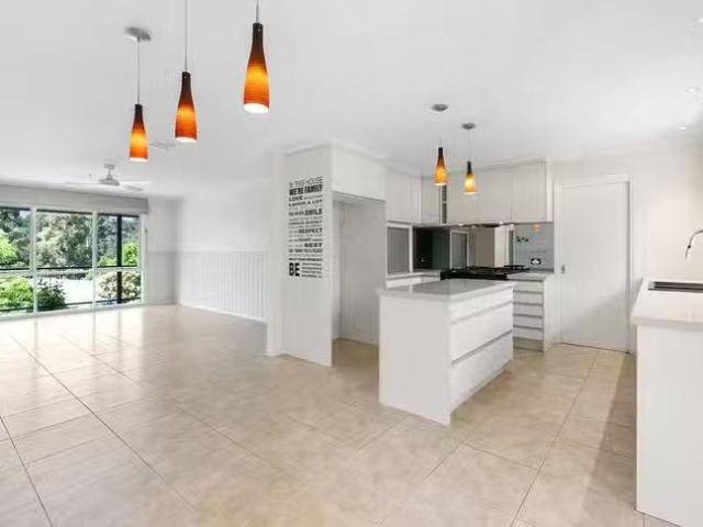 Rental! 5 Hawkhurst Court, Eltham, VIC 3095