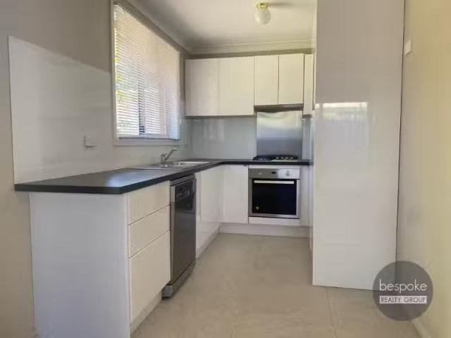 For Rent! 5 Lineata Place, Glenmore Park House for rent Liste.