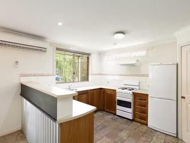 Deal! 5A Esmond Street, Black Hill, VIC 3350