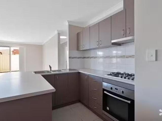 New 5B Highbury Crescent, Beckenham, WA 6107
