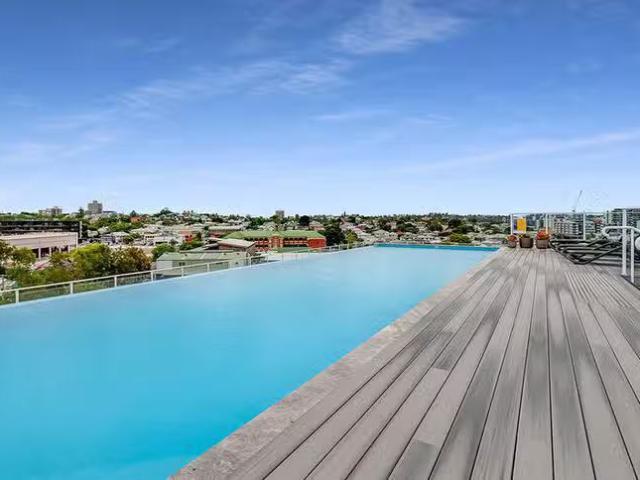 Cheap 606/8 Bank Street, West End, QLD 4101