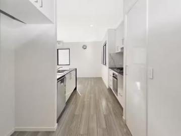 Nice 60 Steamer Way, Spring Mountain, QLD 4300