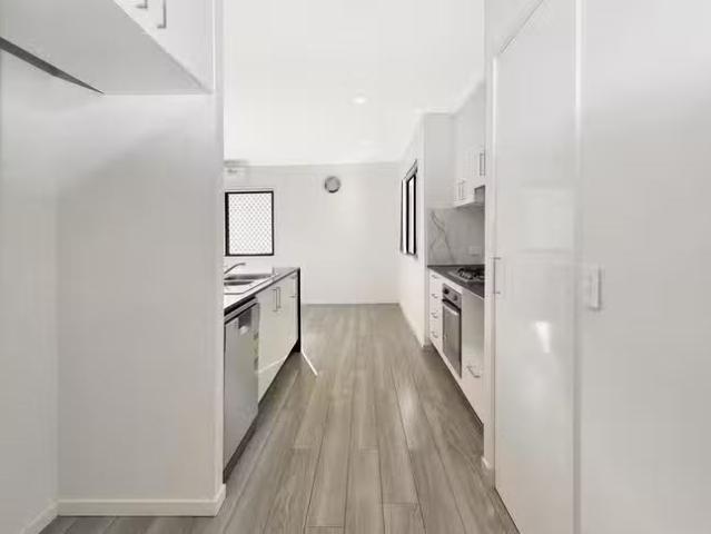 Nice 60 Steamer Way, Spring Mountain, QLD 4300