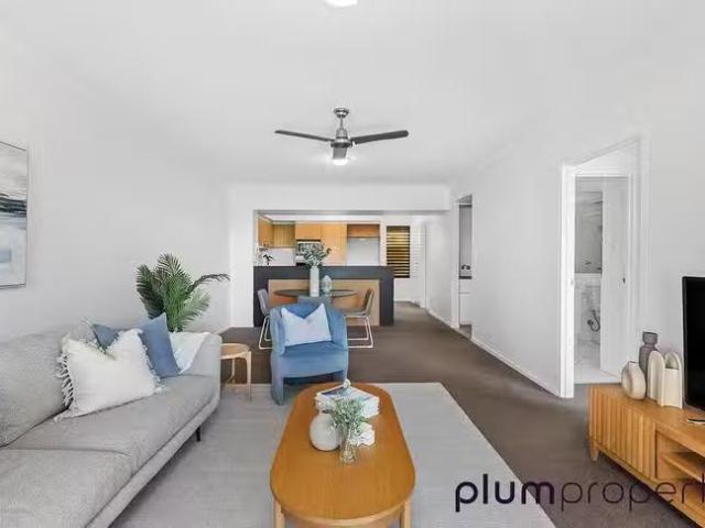 Deal! 6/110 Indooroopilly Road, Taringa, QLD 4068