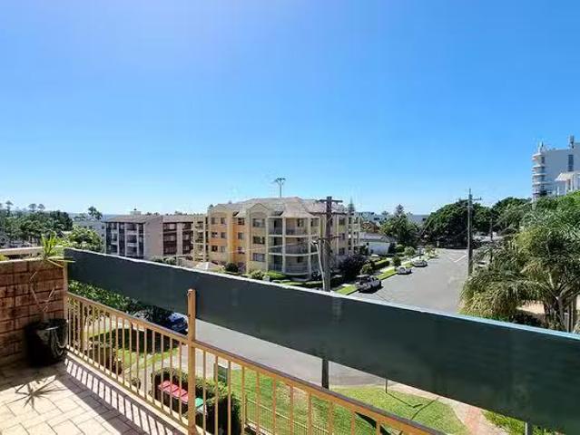 Just in! 6/21 Blacket Street, North Wollongong, NSW 2500