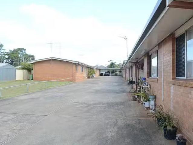 Charming 6/348 South Street, Harristown, QLD 4350
