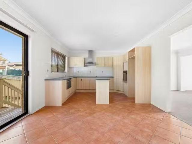Cheap 67 Tuross Boulevard, Tuross Head, NSW 2537