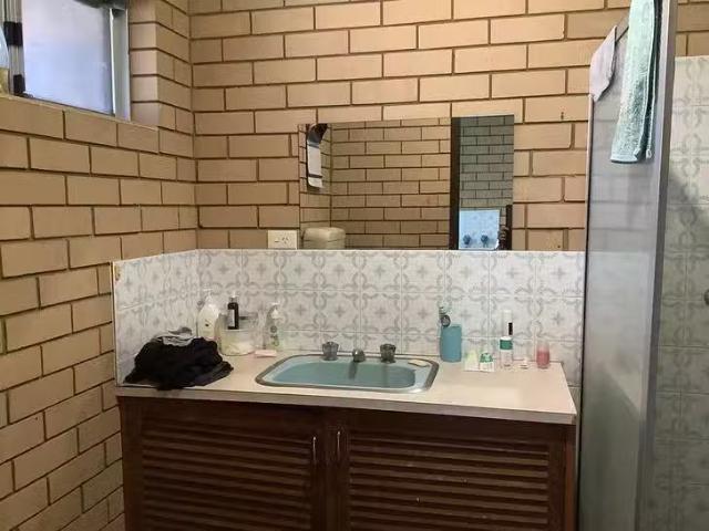 Nice 6/7 Carter Street, Rangeway, WA 6530