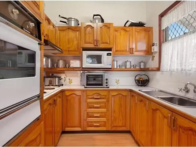 Cheap 67 Mcmasters Road, Woy Woy House for rent Listed by Pro.