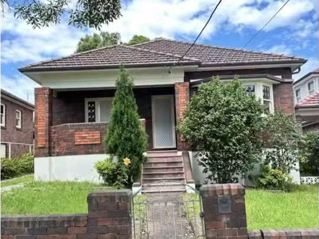 Deal! 64 Forbes Street, CROYDON PARK House for rent Listed by.