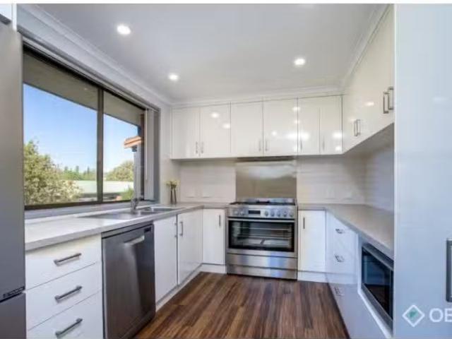 Just in! 651 Briardale Road, Lavington House for rent Listed.