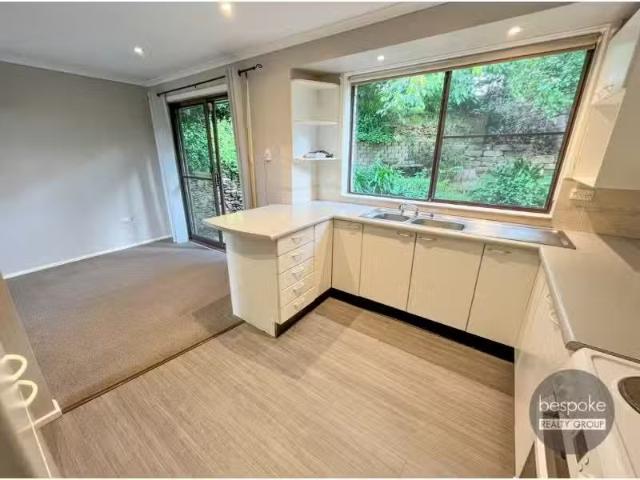 New 65 Winbourne Road, Hazelbrook House for rent Listed by Le.