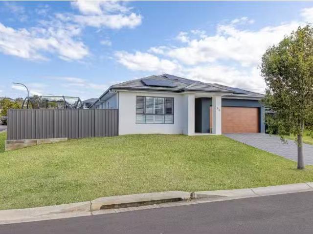 Just in! 65 William Tester Drive, CLIFTLEIGH House for rent L.