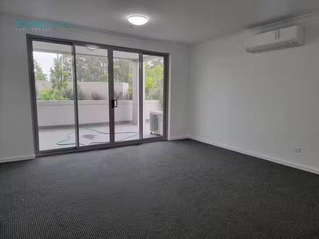 For Rent! 6/5 Drinkwater Lane, Edmondson Park, NSW 2174
