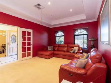 Unique 65 Regency Avenue, Madeley, WA 6065