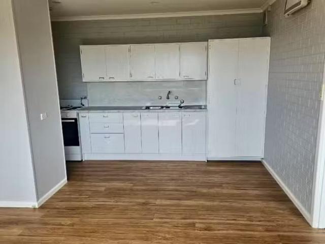 Cheap 6/6 Blackwood Avenue, WEST HOBART Apartment for rent Li.