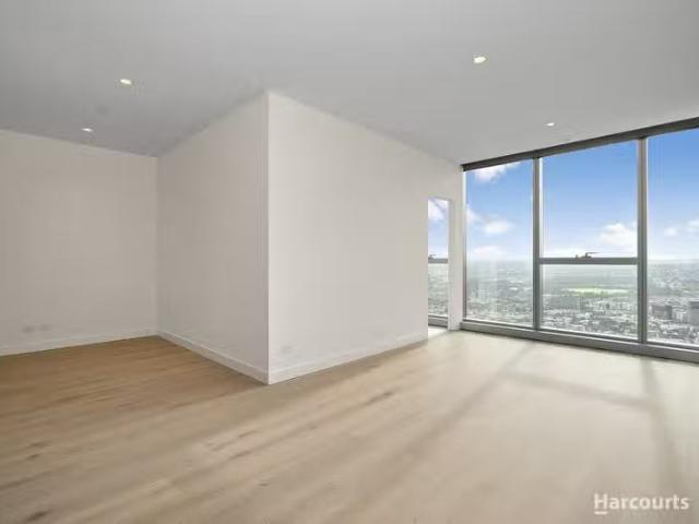 Unique 6806c/633 Little Lonsdale Street, DOCKLANDS, VIC 3008.
