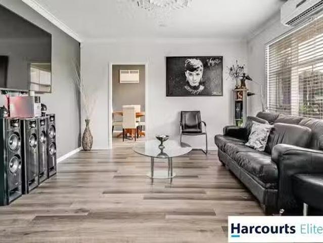 Cozy 694 North East Road, Holden Hill, SA 5088