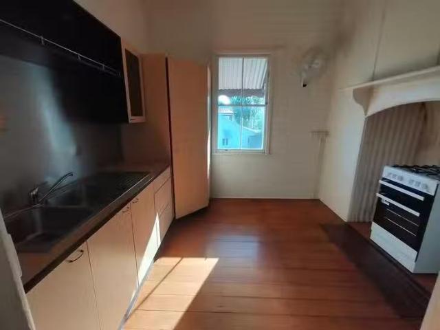 Cheap 69 Darling Street East, Sadliers Crossing, QLD 4305