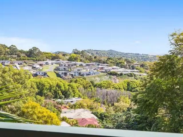 Just in! 6 Merino Place, Terranora House for rent Listed by S.