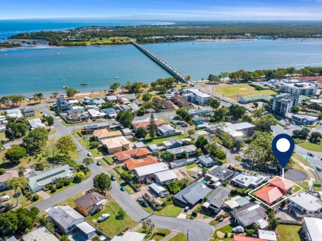 For Rent 6 Bedroom Apartment Bongaree QLD DS101909429