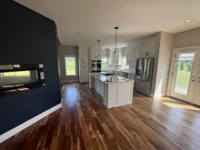 For Rent 6 Bedroom House Bonnyville AB DLS103652806