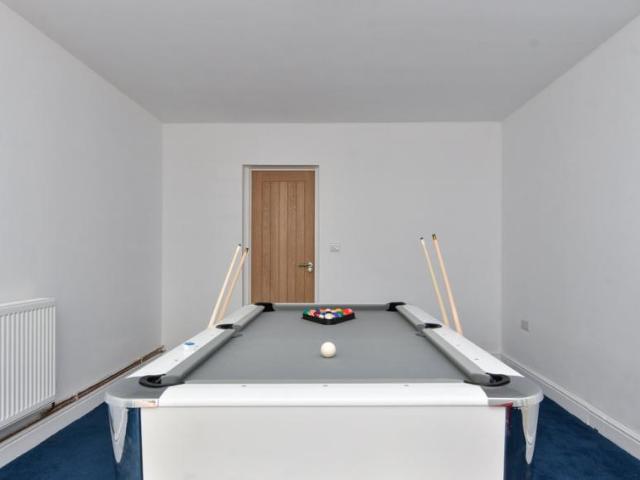 For Rent 6 Bedroom House Dover Dover DS106033703