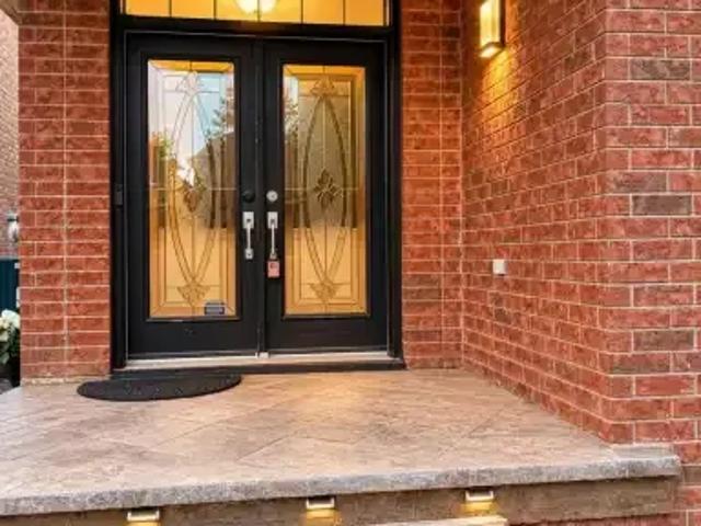 For Rent 6 Bedroom House Oakville ON DS105674871
