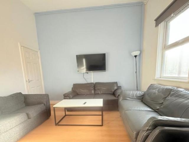 For Rent 6 Bedroom House Radford East Midlands DS99722393