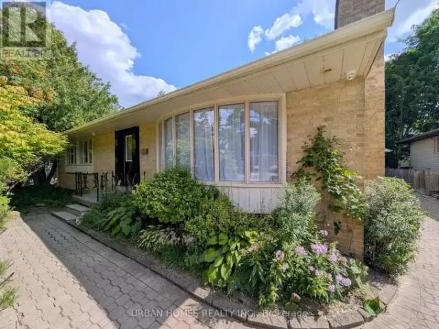 For Rent 6 Bedroom House Richmond Hill ON DS105118918