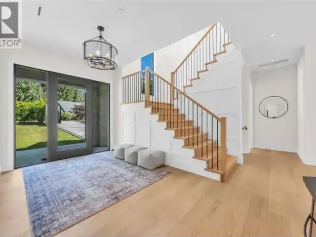 For Rent 6 Bedroom House West Vancouver BC DLS104183275