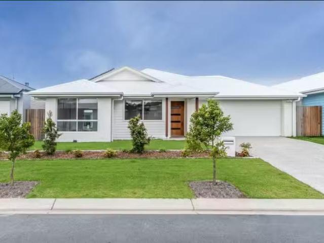 For Rent! 6 Felder Street, PALMVIEW, QLD 4553 House for Rent