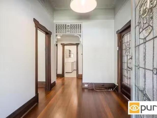 For Rent! 6 Lutey Avenue, Daglish, WA 6008