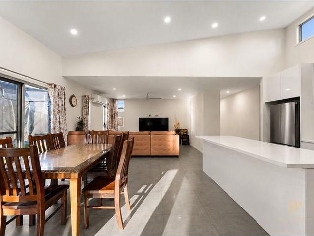 FOR RENT — 6 Lamington Lane, Capalaba QLD 4157