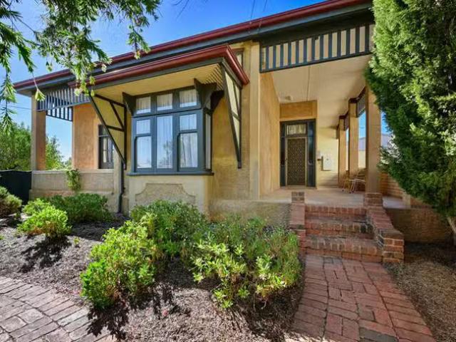 Cozy 6 Langsford Street, Port Augusta, SA 5700