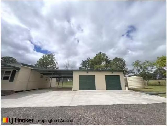 Unique 6 St Davids Road, VARROVILLE House for rent Listed by.