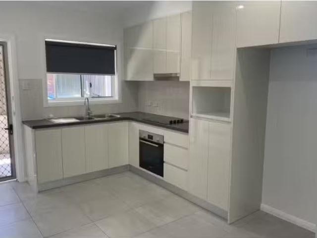 For Rent! 6A Bimbil Place, Castle Hill House for rent Listed.