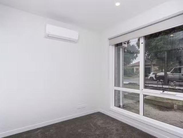 Just in! 73A Madden Street, Maidstone VIC 3012