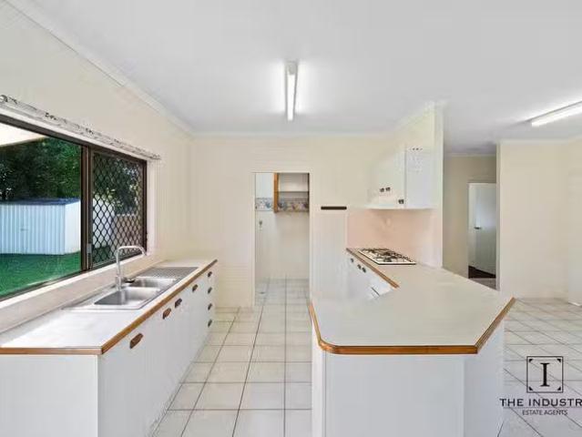 New 71 Resolution Drive, Bentley Park, QLD 4869