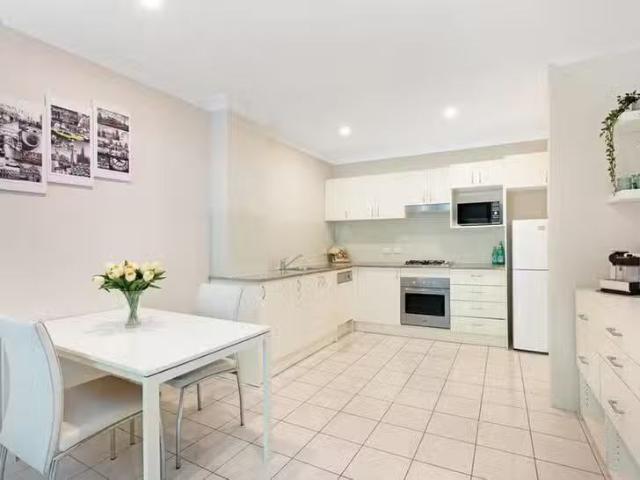 Cozy 7/29 Holtermann Street, Crows Nest, NSW 2065