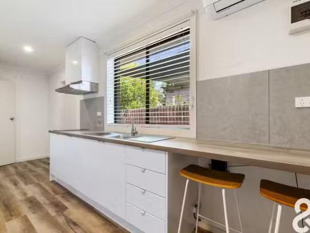 Cheap 77B Keon Street, Thornbury VIC 3071