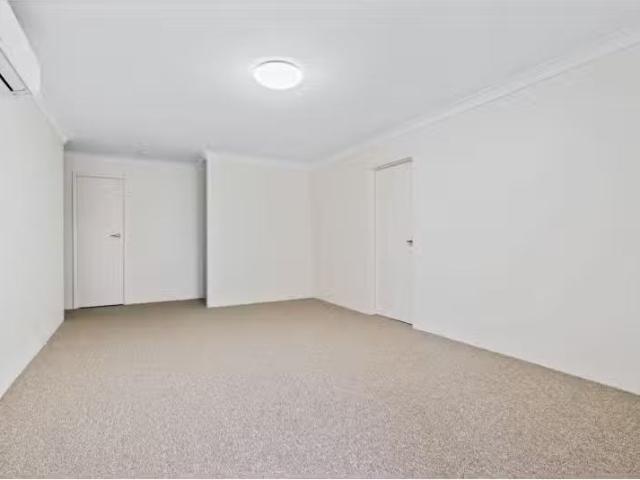 New 7/41 Currawong Street, Ingleburn Apartment for rent Liste.