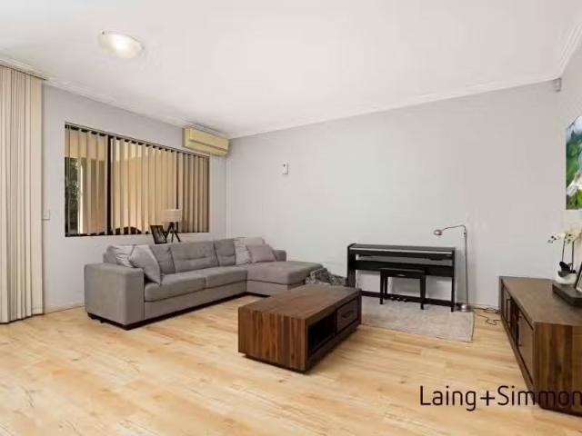 Nice 7/4 6 Darcy Road, Westmead Apartment for rent Listed by.