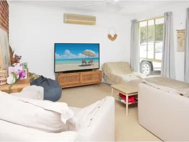 For Rent! 74 Explorers Way, LAKE CATHIE House for rent Listed.