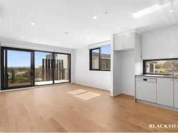Just in! 75/1 Buninyong Street, Watson Apartment for rent Lis.