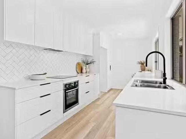 Cheap 75 Bienvenue Drive, Currumbin Waters, QLD 4223