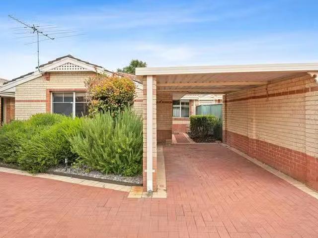 Just in! 7/6 Dowling Street, Rockingham, WA 6168