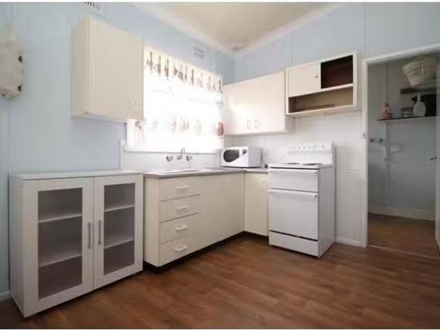 Rental! 76 High St, Gunnedah House for rent Listed by Peta Sc.